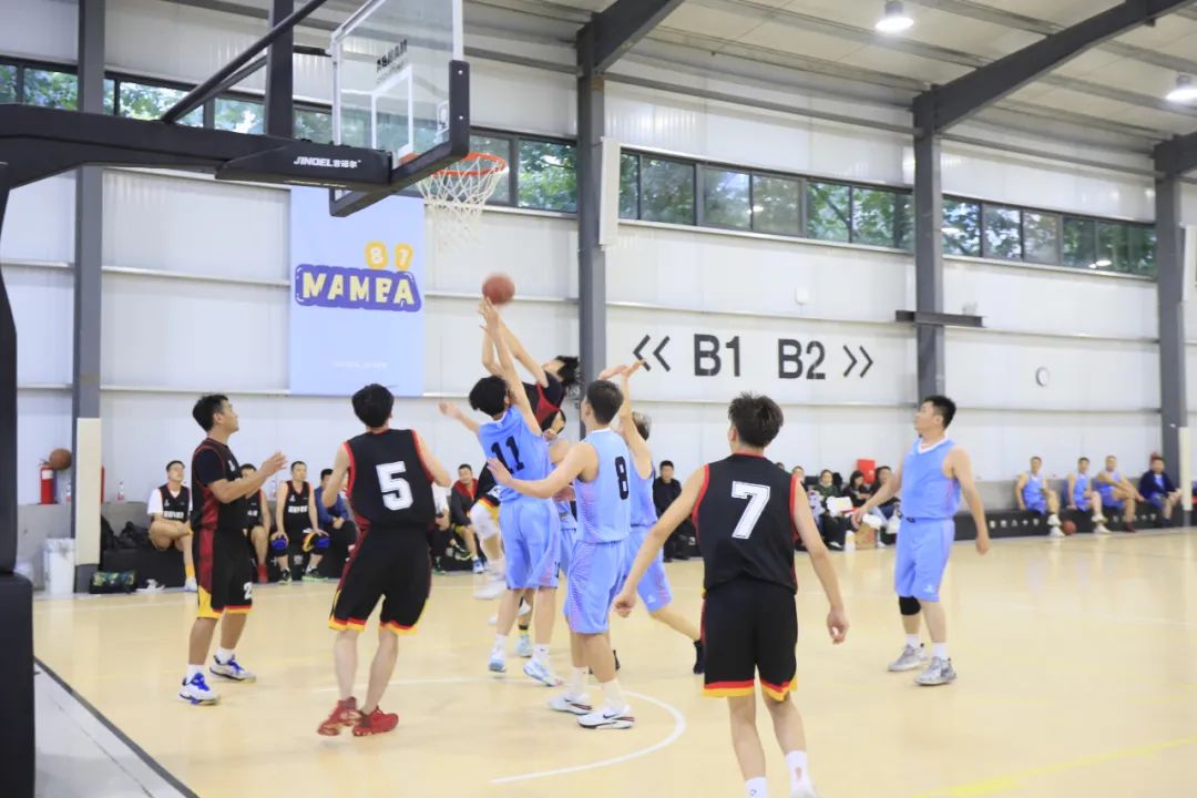 花花牛丨奪冠，奪冠，奪冠?。?！用冠軍為中國(guó)健兒喝彩?。?！