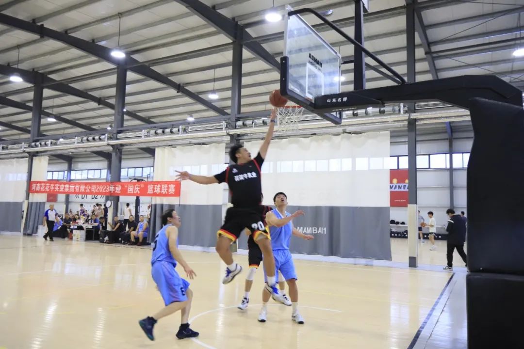 花花牛丨奪冠，奪冠，奪冠！?。∮霉谲姙橹袊?guó)健兒喝彩?。?！