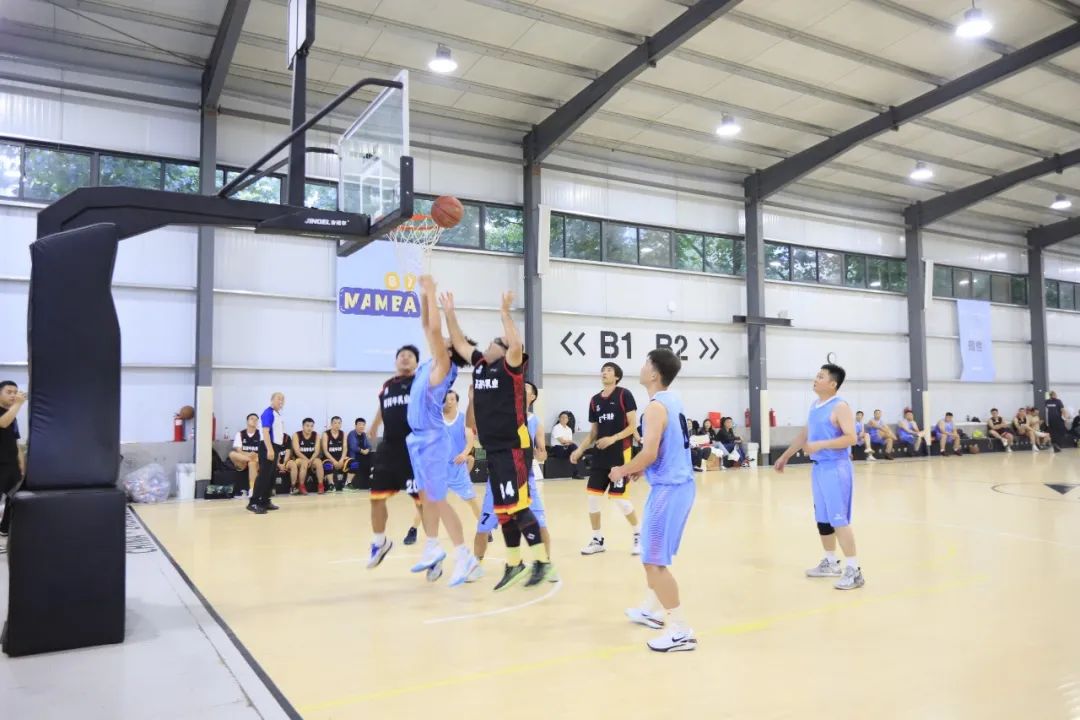 花花牛丨奪冠，奪冠，奪冠！??！用冠軍為中國(guó)健兒喝彩?。?！