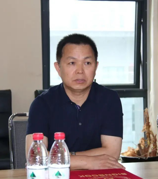 愛心奶情系學(xué)子，公益情溫暖人心—河南花花牛乳業(yè)集團(tuán)助力基金會“圓夢計(jì)劃?一杯奶”公益項(xiàng)目，愛心捐贈善款50萬元！