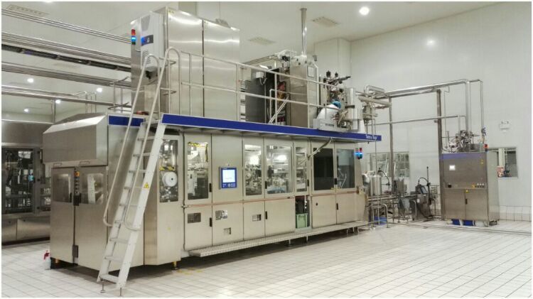 走進(jìn)工廠 走進(jìn)工廠