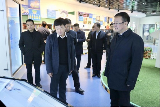 寧夏回族自治區(qū)農(nóng)業(yè)農(nóng)村廳黨組書記、廳長王剛一行蒞臨花花牛乳業(yè)集團調(diào)研